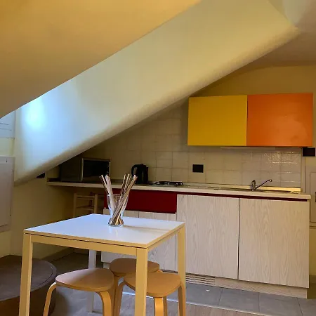 Apartment Mansarda Baretti Turin
